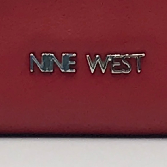 Nine West Red 3 Zippered Compartment Clutch Purse/1 Pull Tab For Zipper Missing - Picture 7 of 9